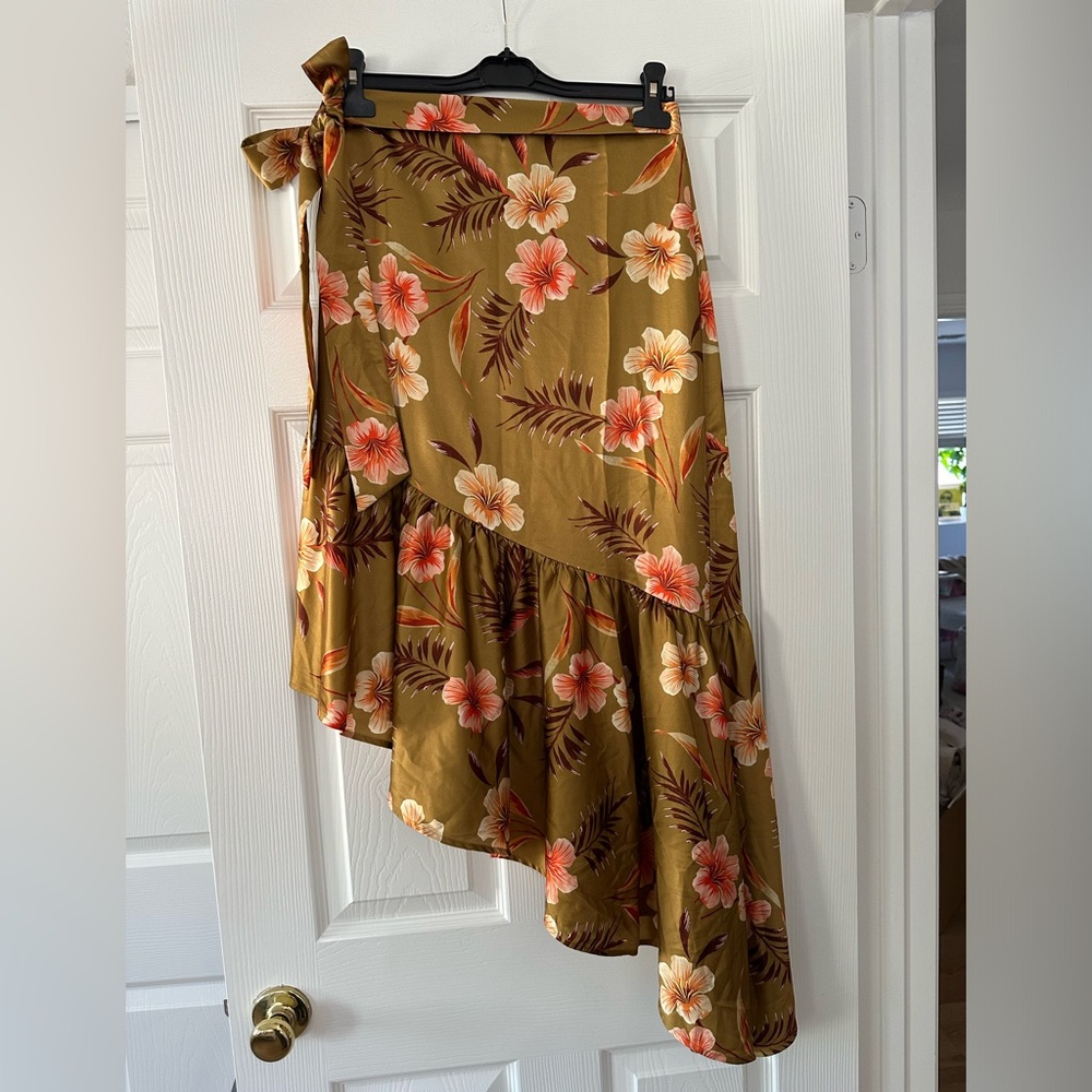 LPA Skirt 534 in Lush Tropics